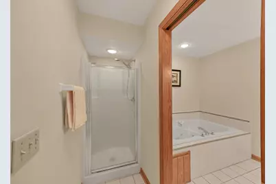 645  Willowick Ct #A, Brookfield, WI 53045 - Photo 18