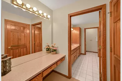 645  Willowick Ct #A, Brookfield, WI 53045 - Photo 16