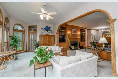 4945 S Calhoun Rd, New Berlin, WI 53151 - Photo 20