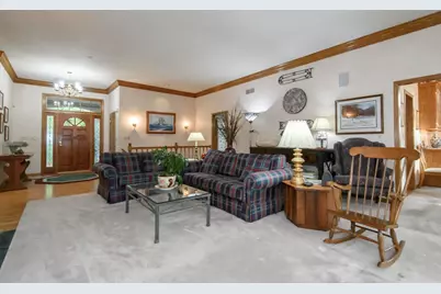 4945 S Calhoun Rd, New Berlin, WI 53151 - Photo 18