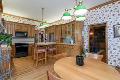 4945 S Calhoun Rd, New Berlin, WI 53151 - Photo 30