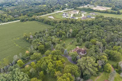 4945 S Calhoun Rd, New Berlin, WI 53151 - Photo 54