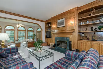 4945 S Calhoun Rd, New Berlin, WI 53151 - Photo 16