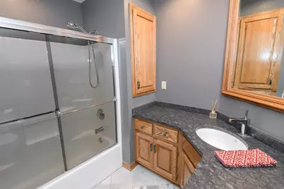 4945 S Calhoun Rd, New Berlin, WI 53151 - Photo 42