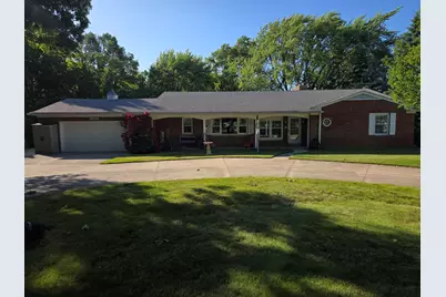 3775 S Sunny View Dr, New Berlin, WI 53151 - Photo 26