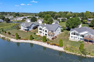1505 Blue Heron Dr, Two Rivers, WI 54241 - Photo 2