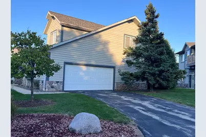 5347 S Hidden Dr, Greenfield, WI 53221 - Photo 2