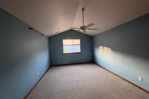 5347 S Hidden Dr, Greenfield, WI 53221 - Photo 18