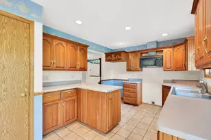 29510 Washington Ave, Racine, WI 53105 - Photo 24