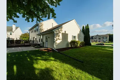 N113W19718  Jamestree Rd, Germantown, WI 53022 - Photo 16