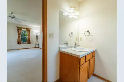 N113W19718  Jamestree Rd, Germantown, WI 53022 - Photo 44