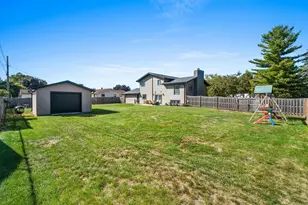 2811 39th St, Two Rivers, WI 54241 - Photo 44