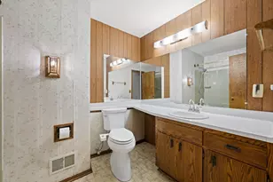 1501 E Fitzsimmons Rd, Oak Creek, WI 53154 - Photo 24