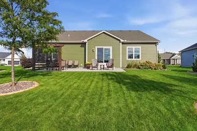 2935  Yahara Dr, Summit, WI 53066 - Photo 28