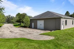 N2195 Beech Blvd, Bloomfield, WI 53147 - Photo 4
