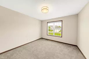 5235 Briarwood Cir, Racine, WI 53402 - Photo 36
