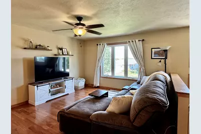 624  Brookstone Way, Watertown, WI 53094 - Photo 4