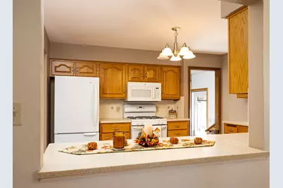 1415  28th St, La Crosse, WI 54601 - Photo 6