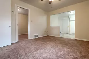 2254 S 75th St, West Allis, WI 53219 - Photo 10