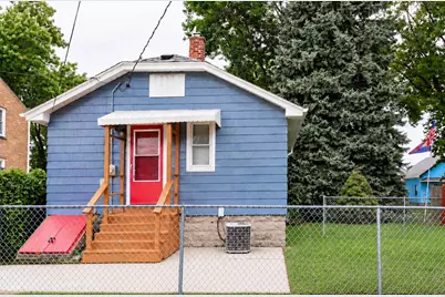 2254 S 75th St, West Allis, WI 53219 - Photo 6