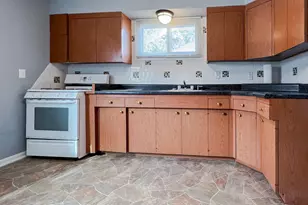 431 S 88th St, Milwaukee, WI 53214 - Photo 8