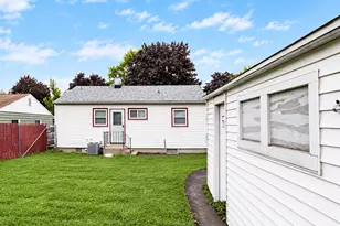 431 S 88th St, Milwaukee, WI 53214 - Photo 6