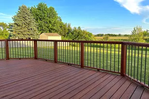 105 Prairie Dr, Walworth, WI 53184 - Photo 4