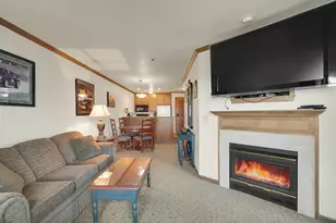 101 Osthoff Ave, Elkhart Lake, WI 53020 - Photo 8