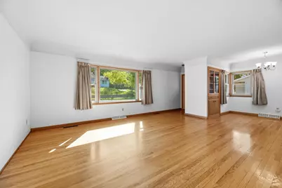 415 N 6th Ave, Onalaska, WI 54650 - Photo 8