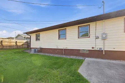 415 N 6th Ave, Onalaska, WI 54650 - Photo 4