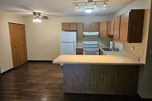 2521 Honey Lou Ct, Appleton, WI 54915 - Photo 12