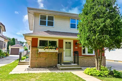 7817 W Mt Vernon Ave, Milwaukee, WI 53213 - Photo 4