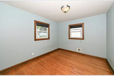 7817 W Mt Vernon Ave, Milwaukee, WI 53213 - Photo 20