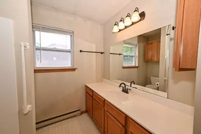 7817 W Mt Vernon Ave, Milwaukee, WI 53213 - Photo 38