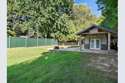 3709 S 15th St, Manitowoc, WI 54220 - Photo 38