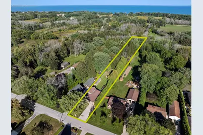 3709 S 15th St, Manitowoc, WI 54220 - Photo 48