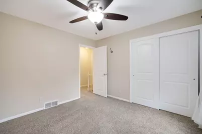 1626  Devonshire Dr, Cedarburg, WI 53012 - Photo 22