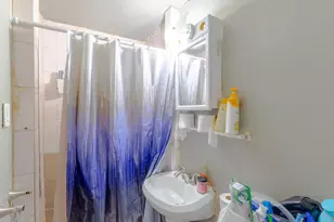 1327 W Orchard St, Milwaukee, WI 53204 - Photo 16