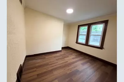 2022 W Keefe Ave #2022A, Milwaukee, WI 53206 - Photo 10