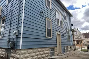 4722 W Garfield Ave, Milwaukee, WI 53208 - Photo 26