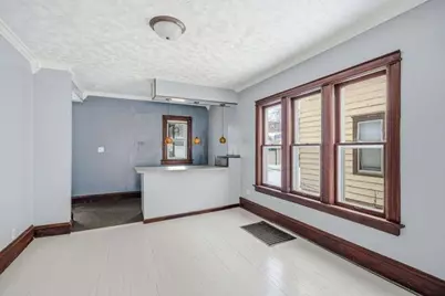 4722 W Garfield Ave, Milwaukee, WI 53208 - Photo 8