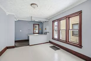 4722 W Garfield Ave, Milwaukee, WI 53208 - Photo 8