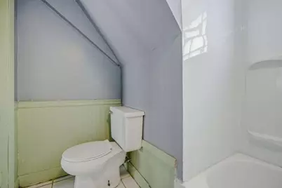 4722 W Garfield Ave, Milwaukee, WI 53208 - Photo 24