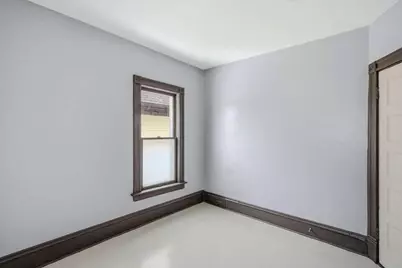 4722 W Garfield Ave, Milwaukee, WI 53208 - Photo 20
