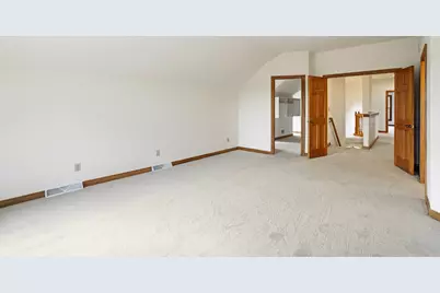 13620 W Eagle Trce, New Berlin, WI 53151 - Photo 16