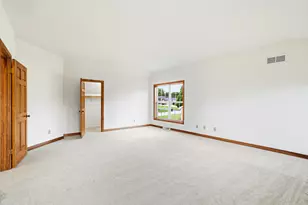 13620 W Eagle Trace, New Berlin, WI 53151 - Photo 24
