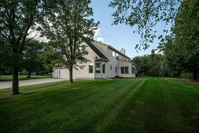 13620 W Eagle Trce, New Berlin, WI 53151 - Photo 42