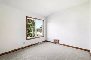 13620 W Eagle Trace, New Berlin, WI 53151 - Photo 20