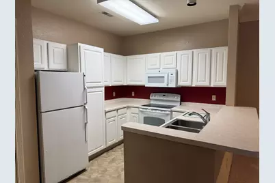 2740  Northview Rd #104, Waukesha, WI 53188 - Photo 8