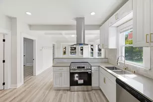 2935 N 28th St, Milwaukee, WI 53210 - Photo 12
